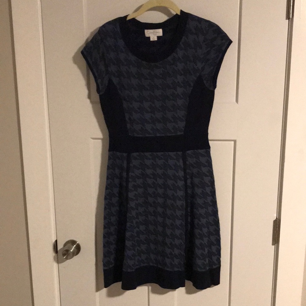 Jessica Simpson Navy Houndstooth Cap Sleeve Sweater Dress Size M